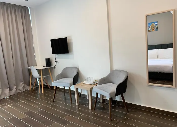 Hotel Mutiara